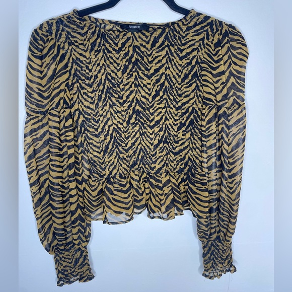 Zebra print ruffle long top - Picture 1 of 5